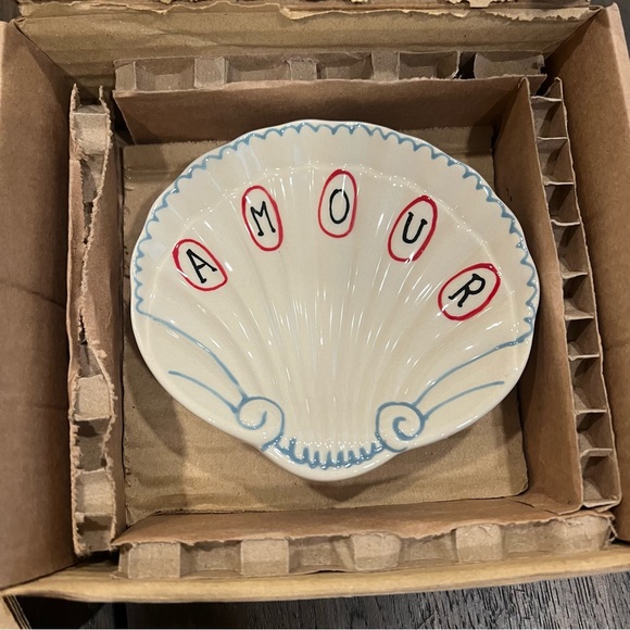 LAETITIA ROUGET Amour Shell Dish Set - Picture 8 of 12